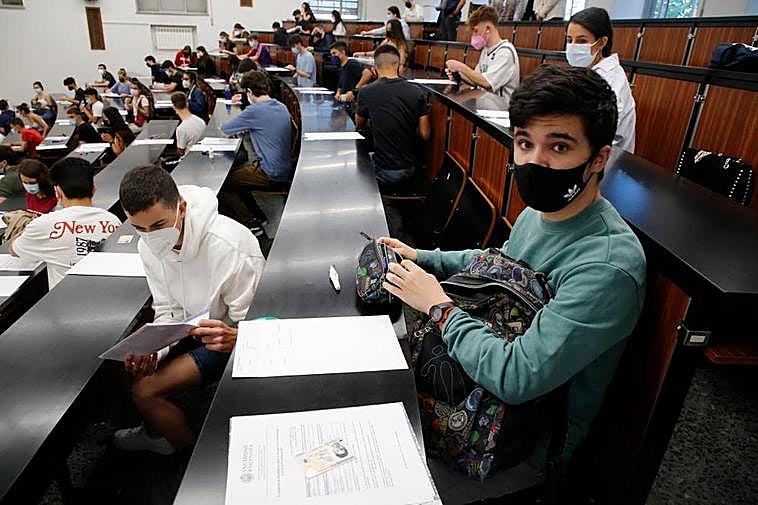 Inicio de los exámenes de la EBAU en Salamanca.