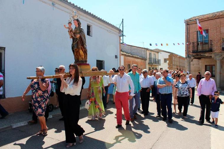 Procesión de la patrona, la Virgen del Rosario en julio del 2019.