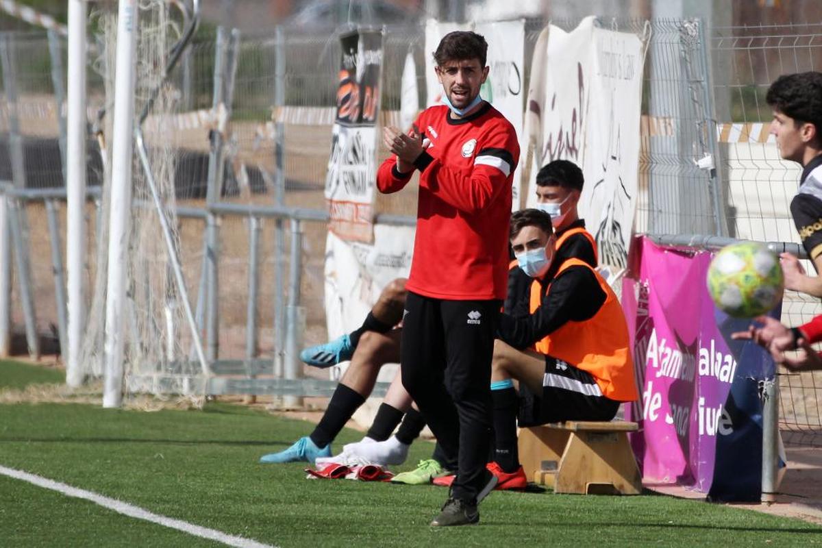 Gabriel de Aller, segundo técnico del Unionistas.