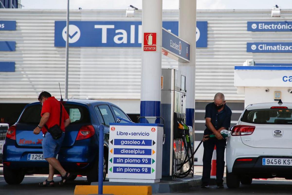 Caídas en las ventas de gasóleo en un 25%: la covid y el alto precio de los carburantes, los problemas