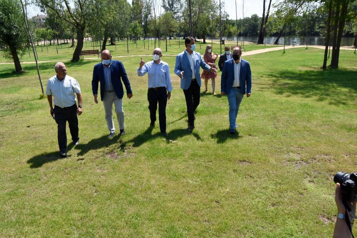 José Manuel Jerez, Ramón Sastre, Javier Iglesias, Ángel Ibáñez, Marcos Iglesias, Beatriz Jorge y Eloy Ruiz.