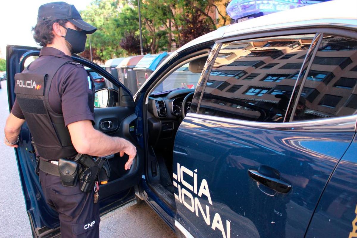 La Polícia Nacional y la Guardia Civil han detenido ocho personas vinculadas al narcotráfico.