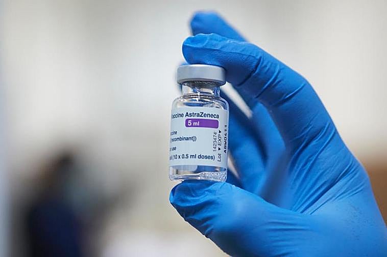 Una vacuna contra la covid-19.