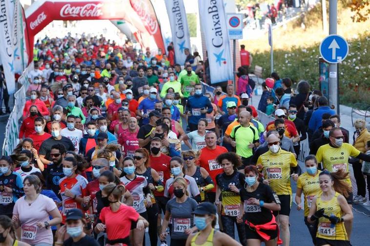 La prueba competitiva de la Carrera de los Mil Pasos nada más arrancar