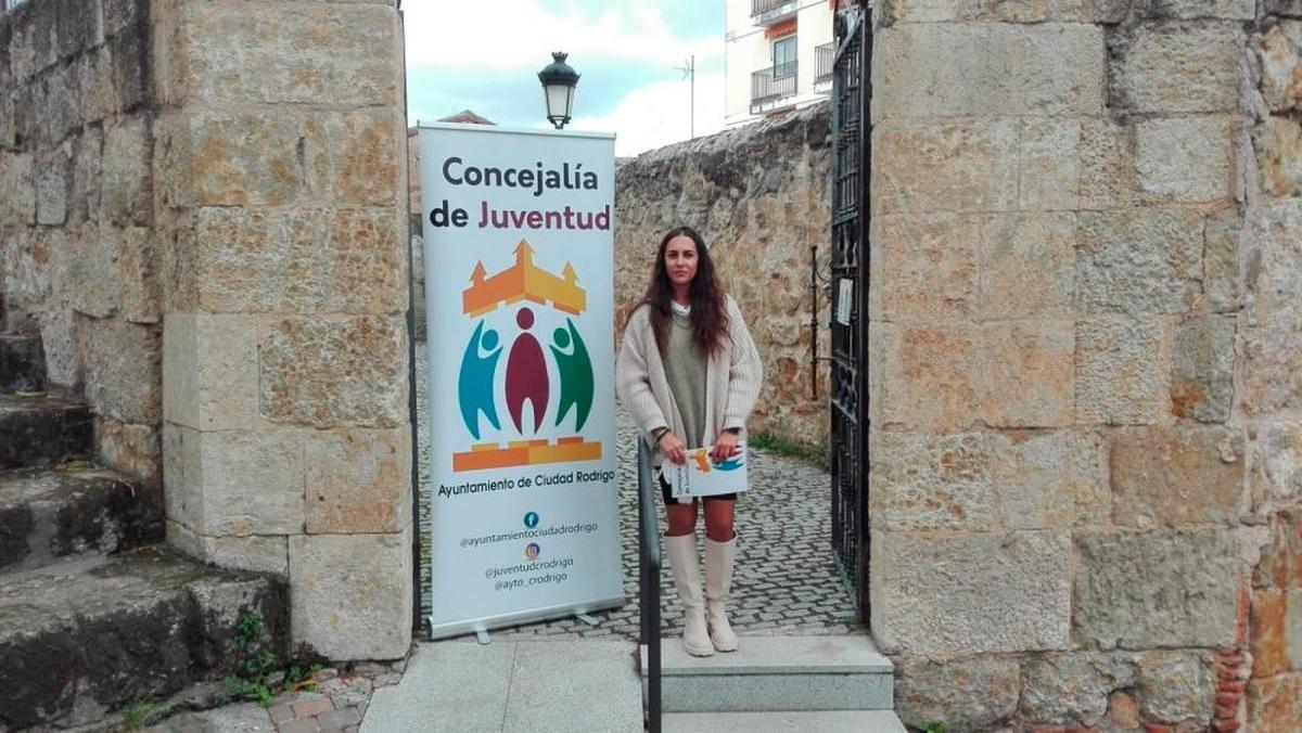 La delegada Paola Martín en el Centro Joven de Ciudad Rodrigo