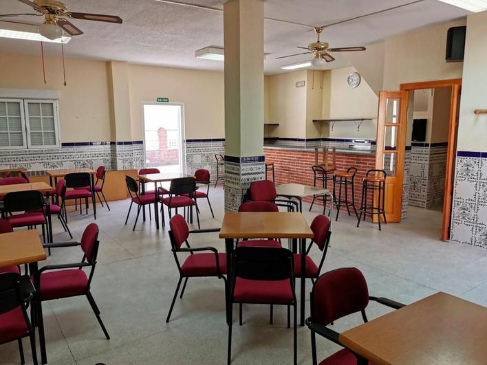 Montar un bar a coste 0. La fórmula de Ledrada para no perder su “servicio social”