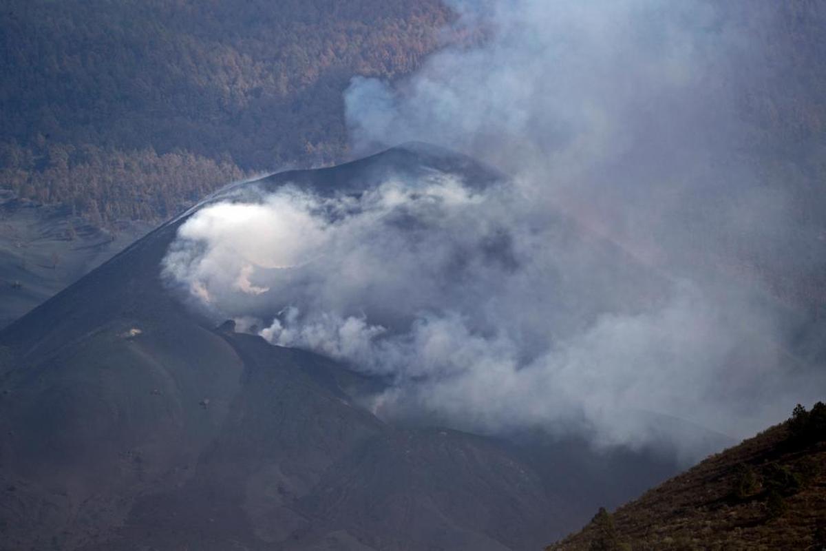 El volcán de La Palma sigue activo 50 días después del comienzo de la erupción