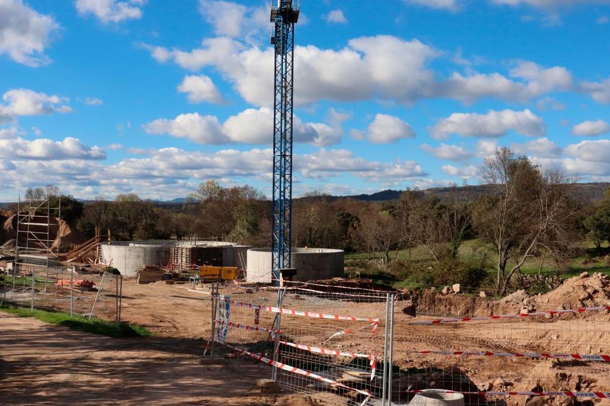 Imagen de las obras de construcción de la nueva estación depuradora de aguas residuales de Ledrada