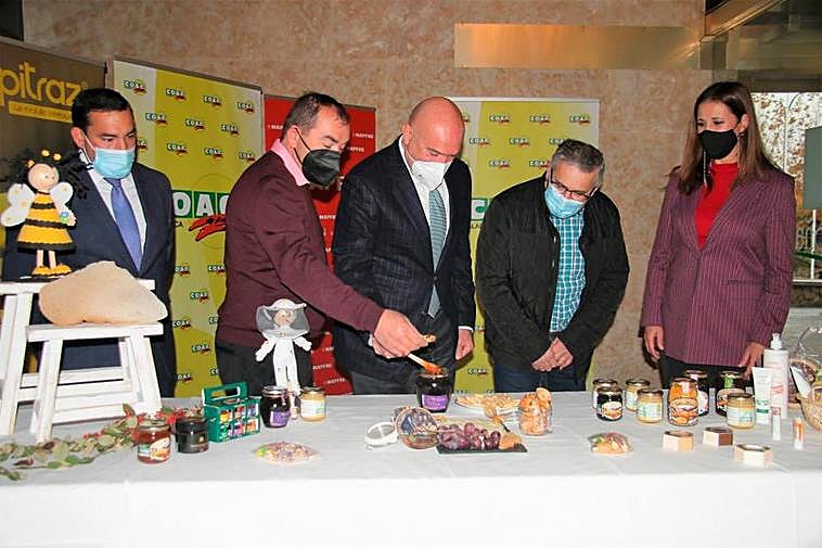 Eloy Ruiz, José Manuel Cortés. Jesús Julio Carnero, Lorenzo Rivera y Gema Marcos.