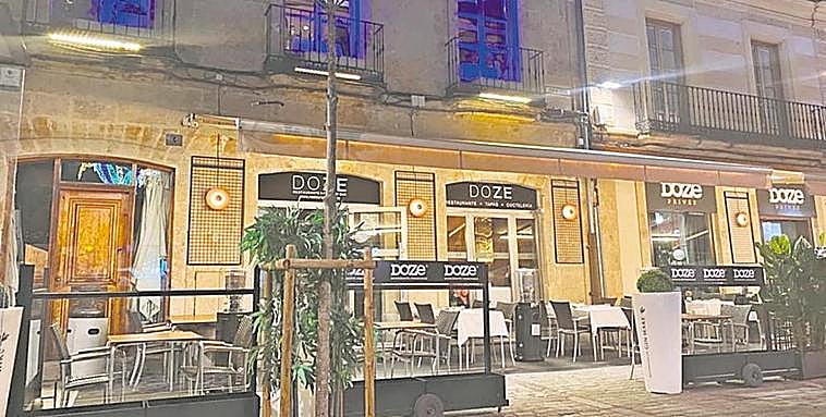 La terraza del Doze, un lugar de moda en la Rúa