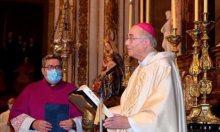 Adolfo González ha sido nombrado obispo emérito