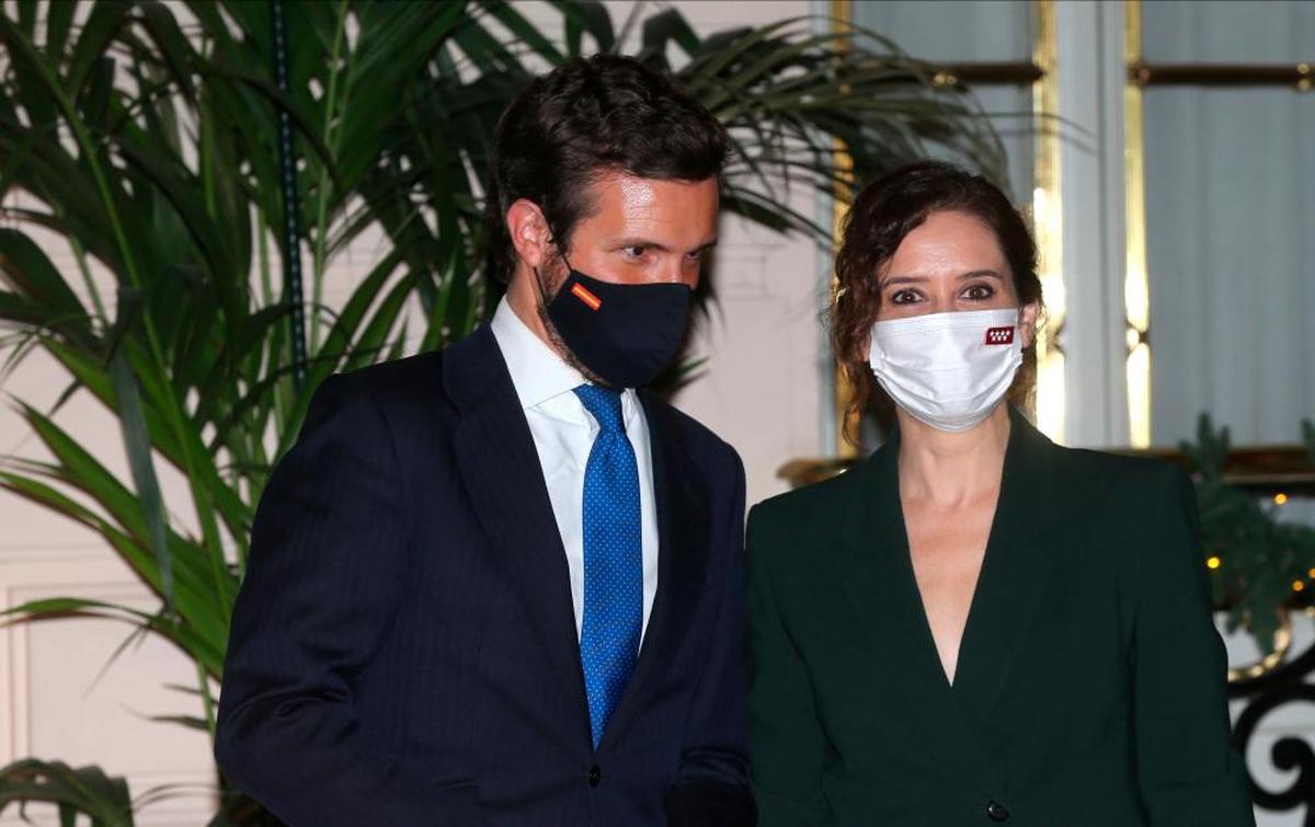 Casado y Ayuso, juntos en la presentación del libro de Rajoy