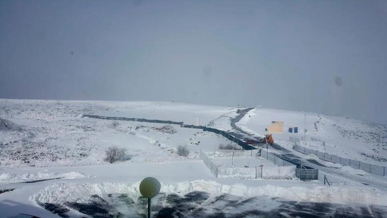 Las nevadas de las últimas semanas no han sido suficientes para abrir ya