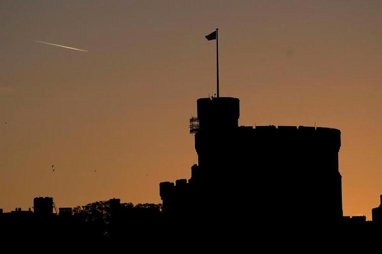 Silueta del Castillo de Windsor, en el condado de Berkshire.