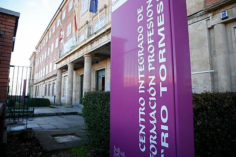 Entrada al CIFP Río Tormes, el centro con más proyectos de innovación seleccionados por el Ministerio.