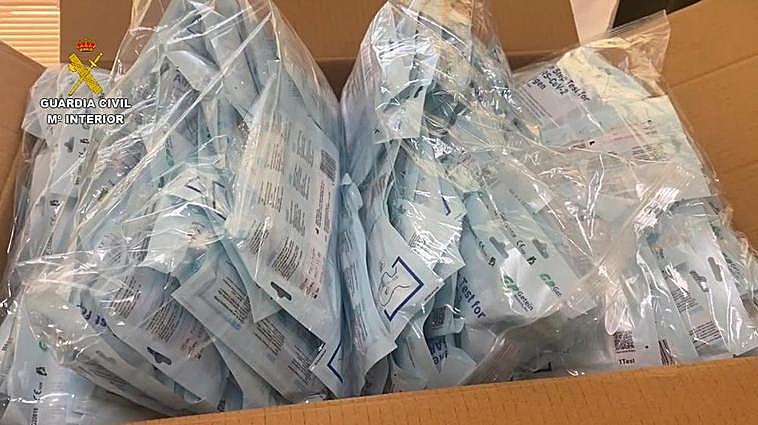 Test de antígenos intervenidos por la Guardia Civil