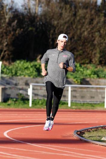 Mario García Romo, entrenando en Las Pistas