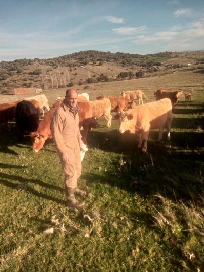 Manuel Rodríguez, en su finca de Chagarcía Medianero.