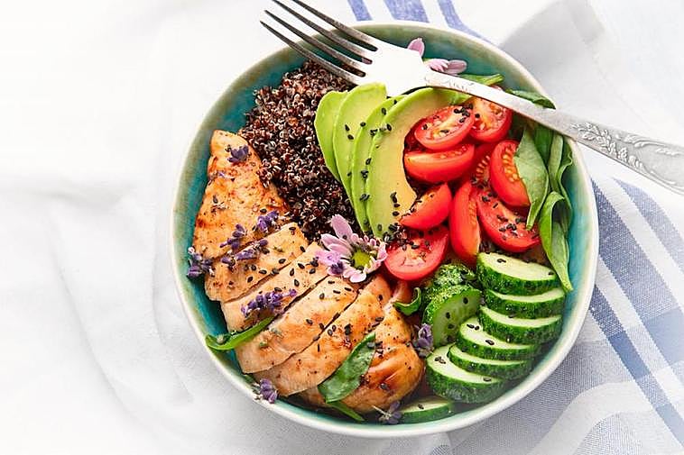 La importancia de cenar de forma saludable.