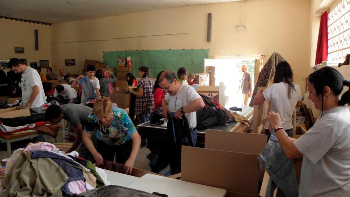 Salmantinos ayudando en la colecta de material para Capiatá (Paraguay)