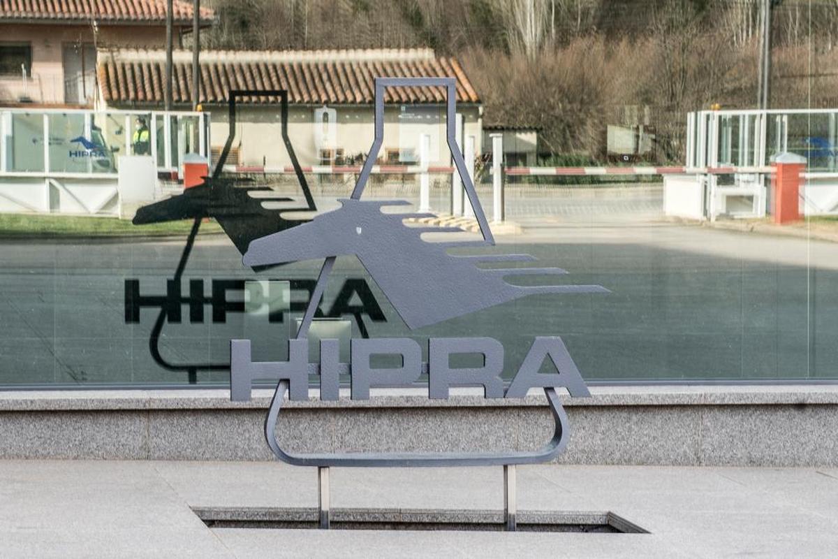 Símbolo de Hipra en su sede en Gerona