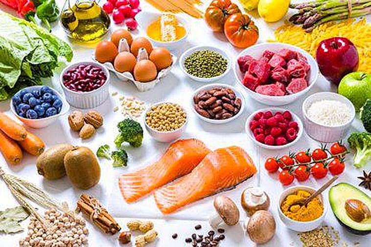 Alimentos para la dieta de una persona con colesterol elevado.