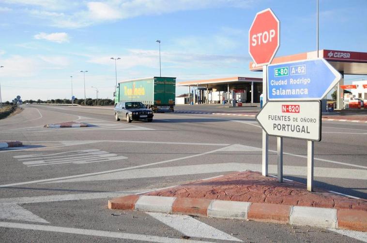 Una gasolinera en Fuentes de Oñoro