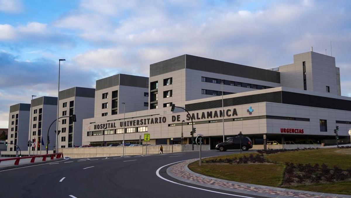 Fachada  principal del nuevo Hospital de Salamanca