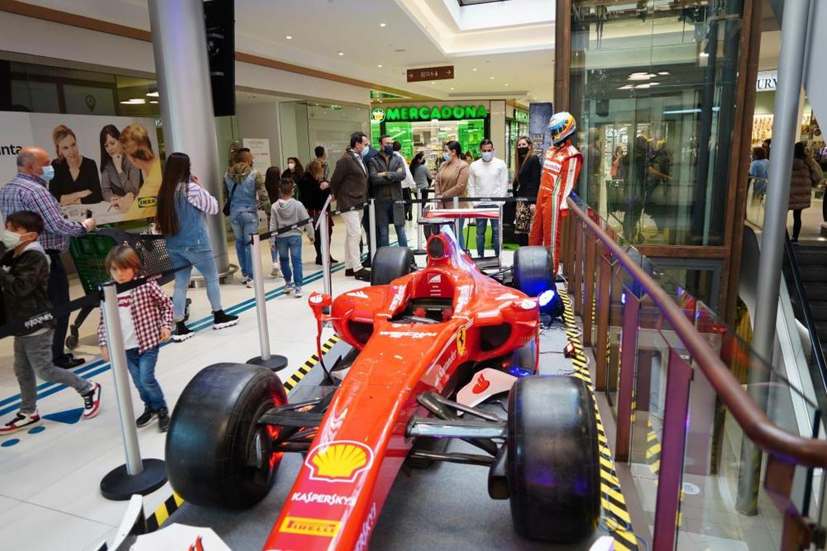 Ferrari SH70 de 2017, en el Centro Comercial El Tormes