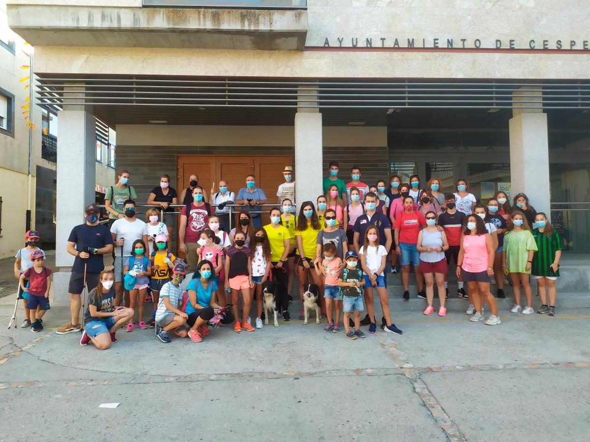 Imagen de los participantes en la jornada de recogida de recogida de residuos organizada por la asociación en septiembre del año pasado.