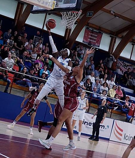 Copper entra a canasta en Gernika.