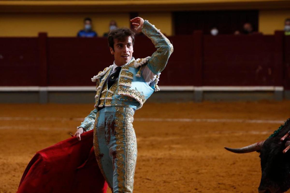 Alejandro Marcos, el pasado domingo en la plaza de toros de Alba de Tormes.