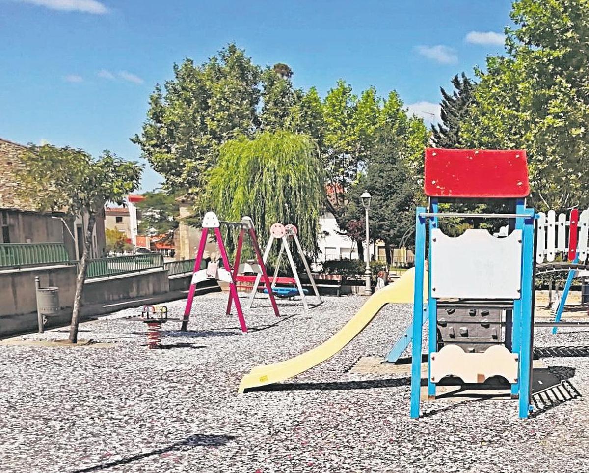 Nuevo parque infantil en Lumbrales