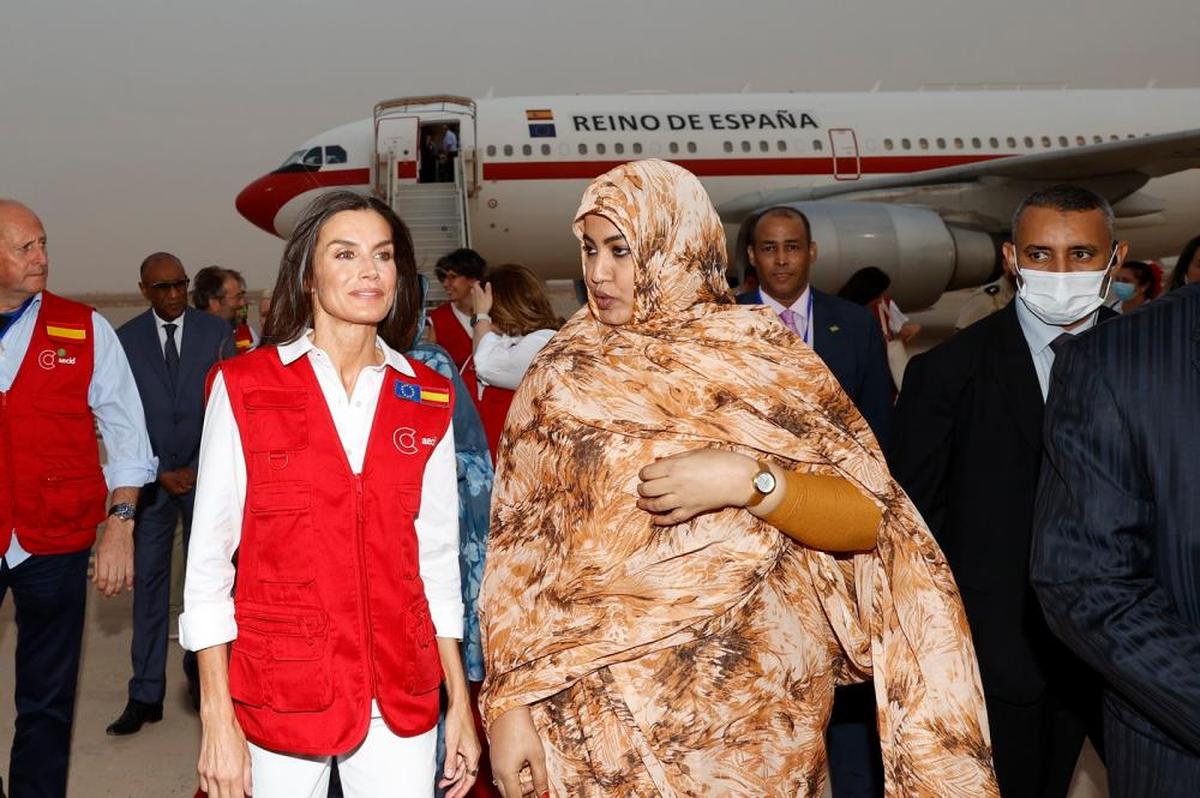 La reina Letizia, a su llegada a Mauritania.