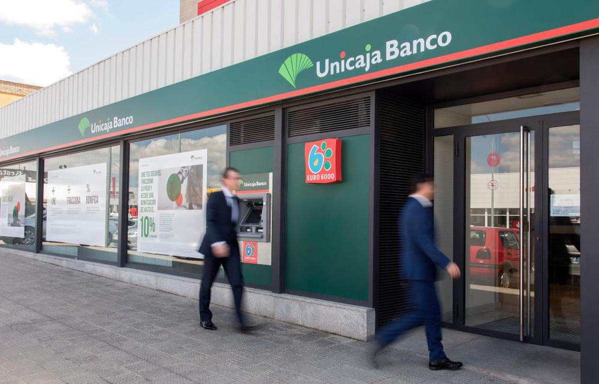 Una oficina de Unicaja Banco.