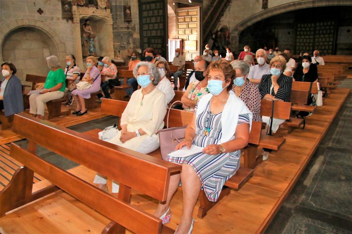 Los asistentes al Día del Misionero que se ha celebrado en la parroquia Santa María La Mayor de Ledesma