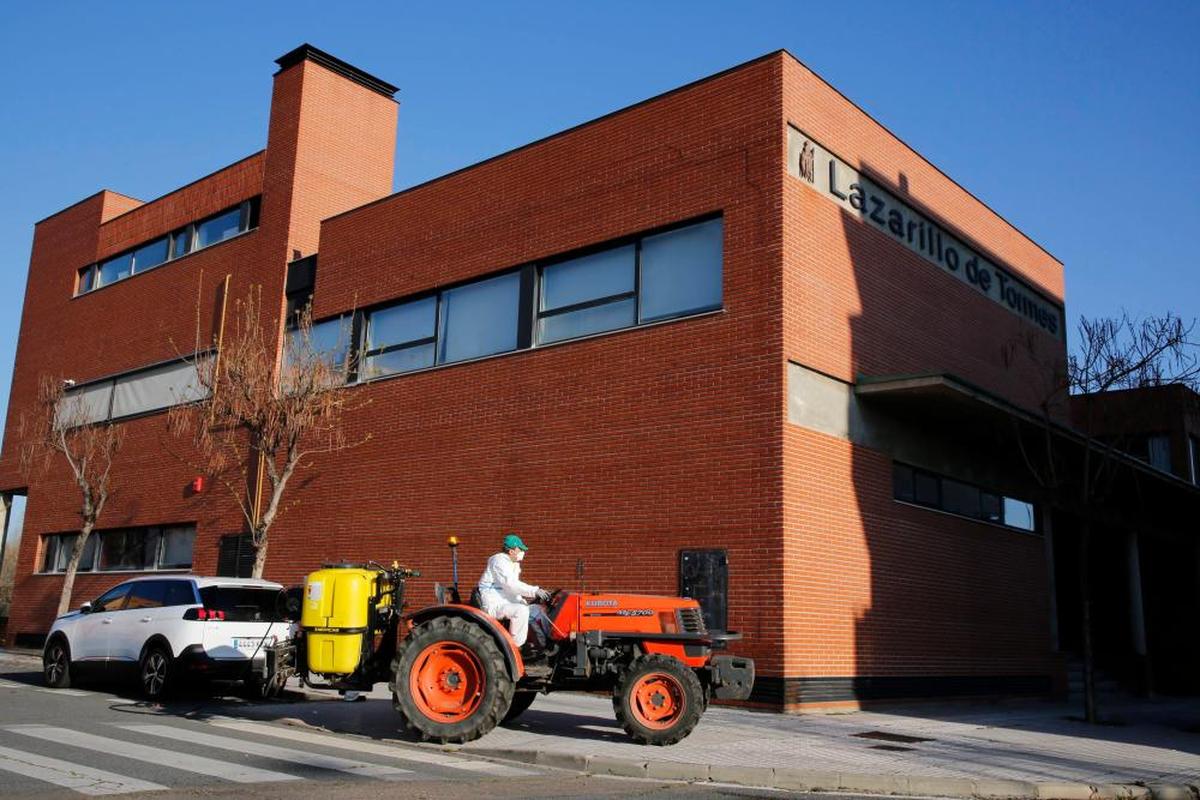 El Ayuntamiento de Salamanca desde finales de marzo se ha centrado en el alojamiento, manutención y lavandería.