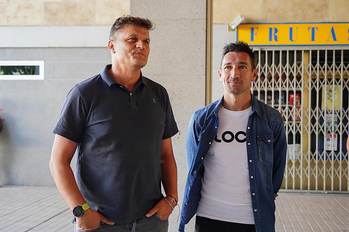 Toni García, director deportivo, y Raúl Casañ, entrenador