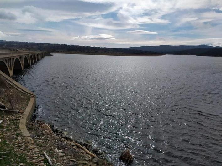 El MITECO enviará más agua del embalse de Santa Teresa a Portugal