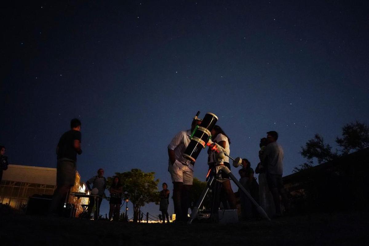 Observación astronómica del cielo de Salamanca desde el Cerro de San Vicente.