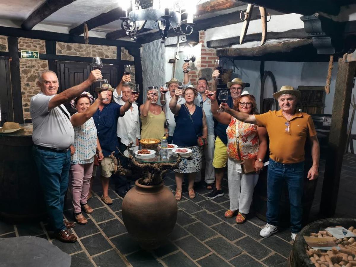 CONCURSO ‘Así somos en mi pueblo’: Los soteños, orgullosos de los vinos de su tierra