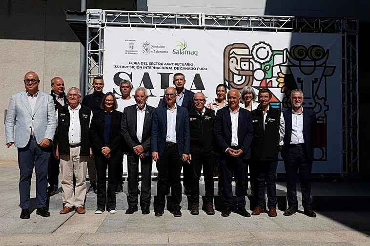 Representantes de las delegaciones de Salamanca y Aquitania