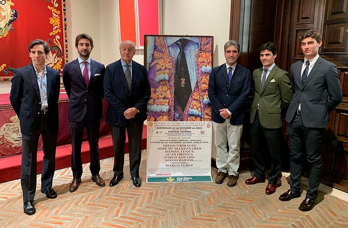 Presentación del cartel del festival del 12 de octubre en la plaza de toros de La Maestranza.