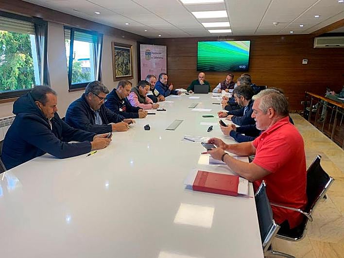 Integrantes de la mesa de cereal.