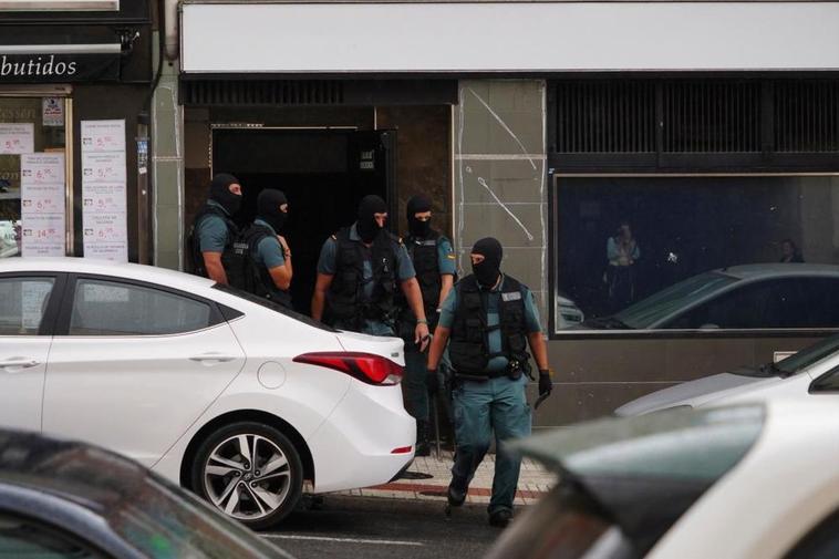 Guardia Civil en una operación antidroga reciente en la capital.