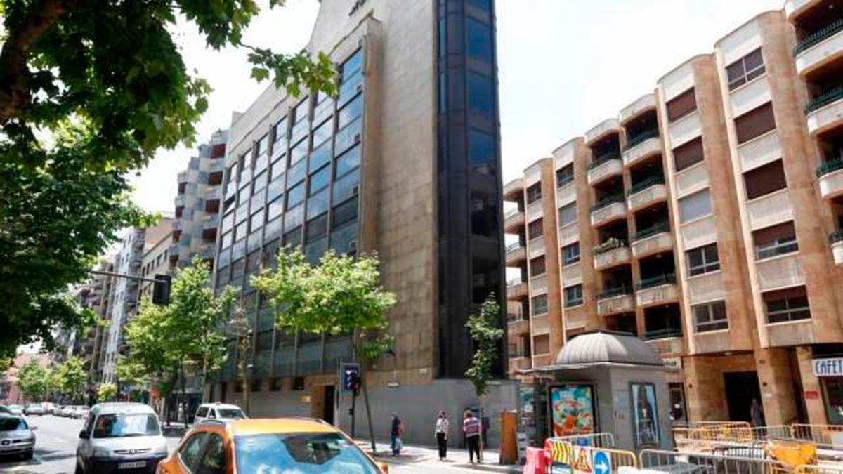 Edificio de Fomento en Torres Villarroel que acogerá en cuatro plantas varios juzgados.