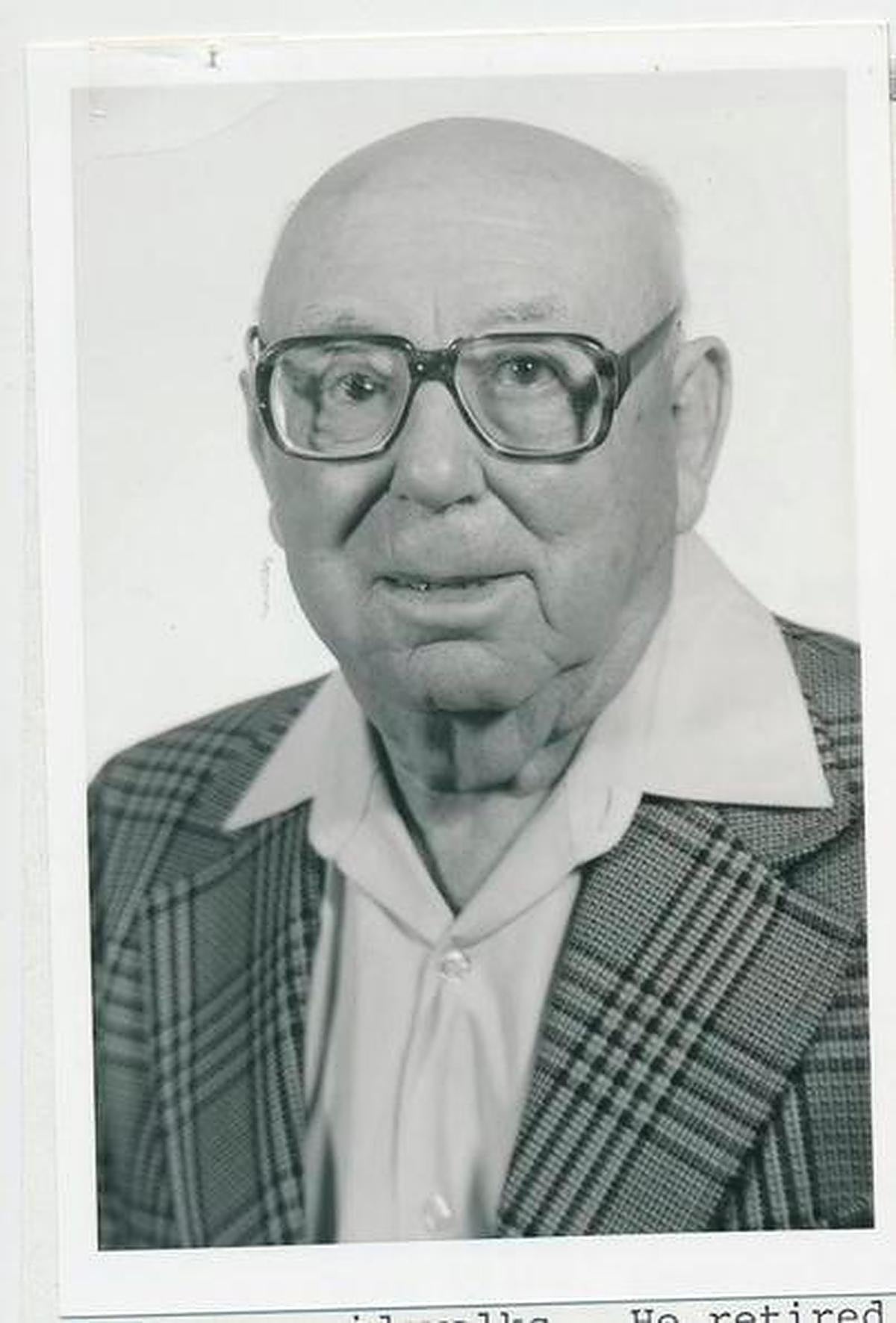 Abundio Rodríguez, de Bóveda del Río Almar, quien llegó a las islas en 1912 y falleció en 1995 en Sunnyvale (California) a los 100 años. |  Manuela Rodríguez