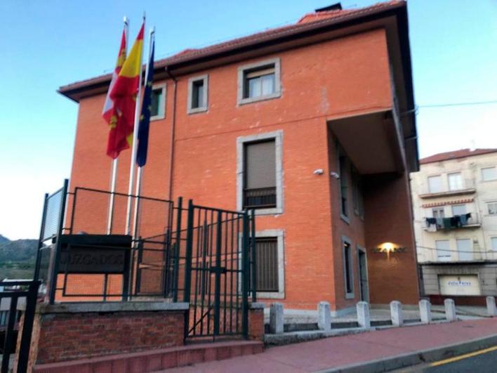 Edificio de los Juzgados de Béjar, donde prestará declaración el detenido