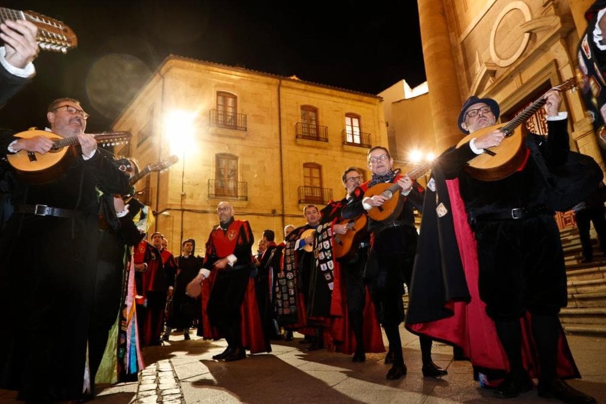 Tunos De Toda España Llenan De Música La Plaza Mayor La Gaceta De Salamanca 5412