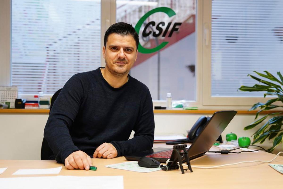 Sergio Vaquero en las instalaciones de CSIF en Salamanca